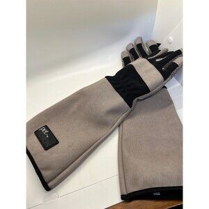 pair of PetFusion Unisex Multi-purpose Pet Glove grooming gloves size medium